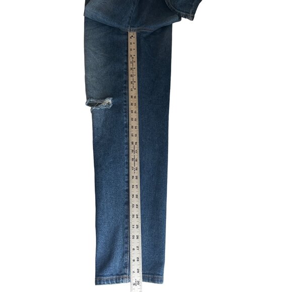 Celebrity Pink, High Rise Curvy Dad Jean, Distressed Size 11/30 - Picture 7 of 7